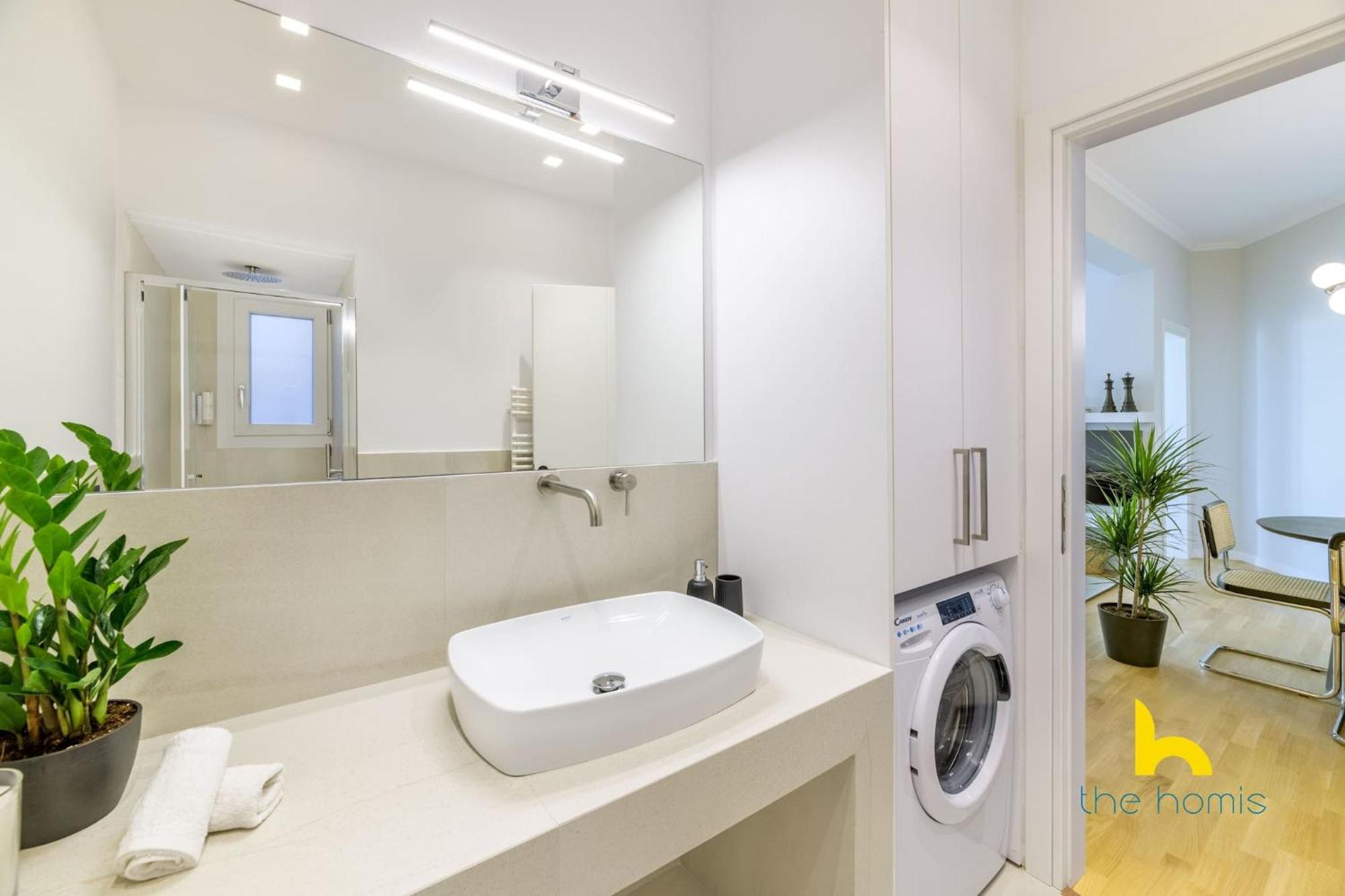 Sun-Splashed 2-Bdr Corner Apartment With Hillside Views! أثينا المظهر الخارجي الصورة
